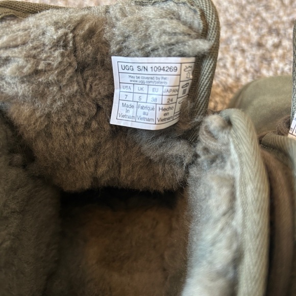 UGG Olive Green Lace Up Boots - Picture 7 of 7